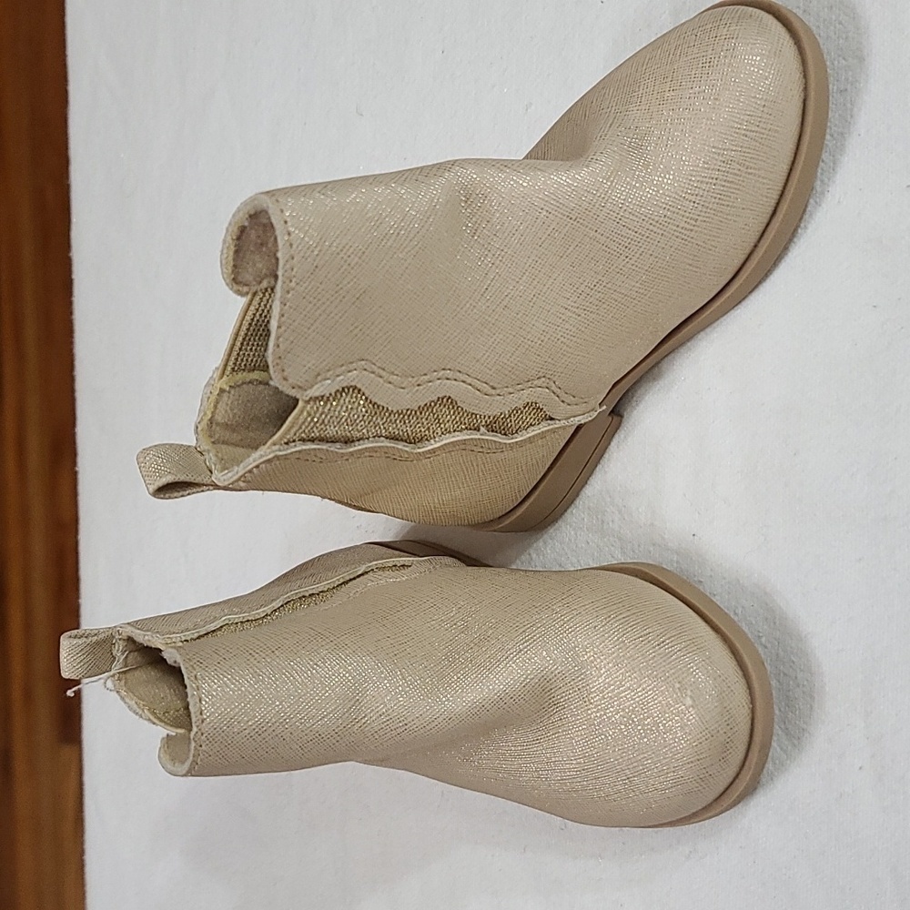 Crazy 8 Toddler Girls‎ Ankle Booties Sparkly Gold Slip-ons Sz 7 EUC